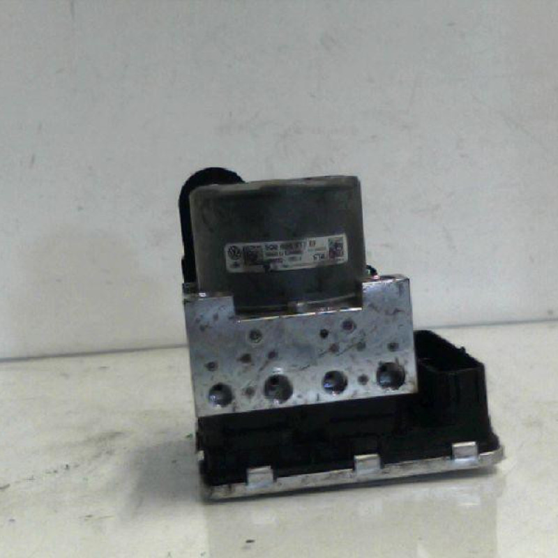 Bloc ABS (freins anti-blocage) VOLKSWAGEN GOLF 7