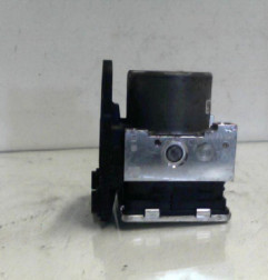 Bloc ABS (freins anti-blocage) VOLKSWAGEN GOLF 7 Photo n°3