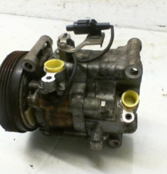 Compresseur clim SUZUKI SWIFT 3 Photo n°6