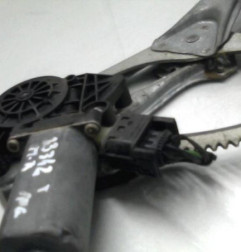 Leve vitre electrique avant gauche MERCEDES CLASSE E 210 Photo n°3