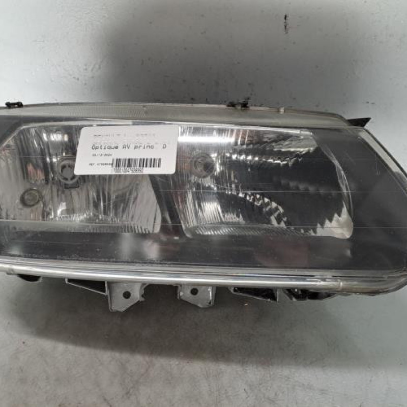 Optique avant principal droit (feux)(phare) RENAULT SAFRANE