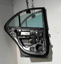 Porte arriere gauche MERCEDES CLASSE C 203 Photo n°6