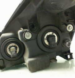 Optique avant principal droit (feux)(phare) TOYOTA COROLLA VERSO 2 Photo n°3