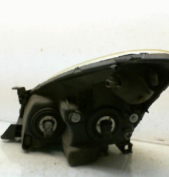 Optique avant principal droit (feux)(phare) TOYOTA COROLLA VERSO 2 Photo n°5