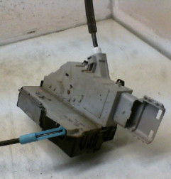 Serrure avant droit CITROEN C6