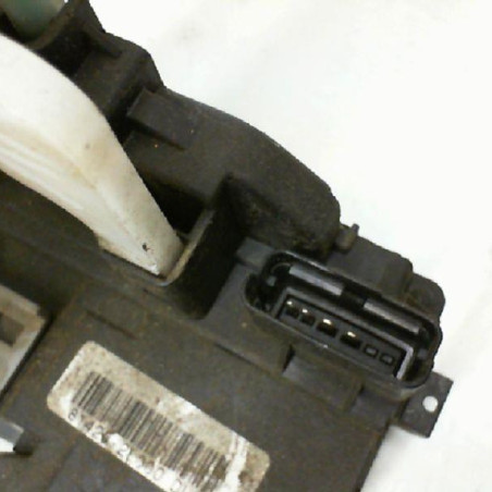 Serrure arriere droit HYUNDAI I 30 1 Photo n°1