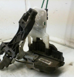 Serrure arriere droit HYUNDAI I 30 1 Photo n°5