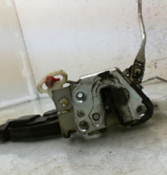 Serrure avant gauche TOYOTA AYGO 1 Photo n°4