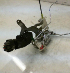 Serrure avant gauche TOYOTA AYGO 1 Photo n°5