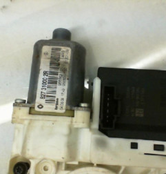 Leve vitre electrique arriere gauche RENAULT MEGANE 3 Photo n°6