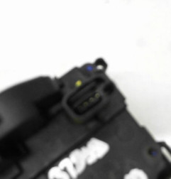 Serrure avant droit RENAULT CLIO 3 Photo n°6