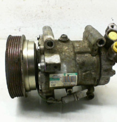 Compresseur clim RENAULT CLIO 3 Photo n°1