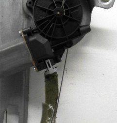 Leve vitre electrique avant gauche RENAULT SCENIC 2 Photo n°3