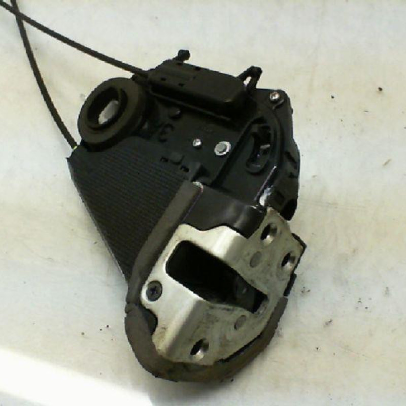 Serrure avant gauche TOYOTA YARIS 2