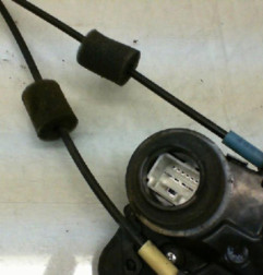 Serrure arriere gauche TOYOTA RAV4 3 Photo n°6