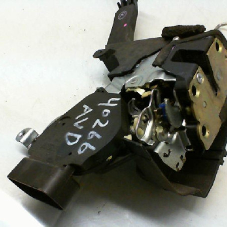 Serrure avant droit TOYOTA RAV4 2