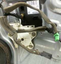 Leve vitre electrique avant droit VOLVO S 40 2 Photo n°3