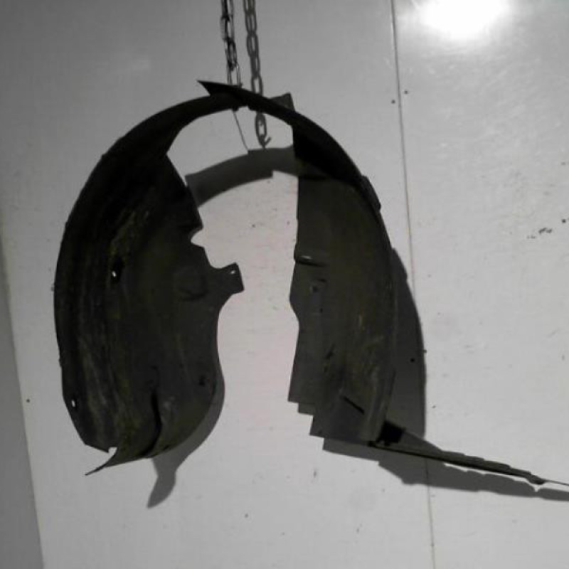 Pare boue avant droit PEUGEOT 407