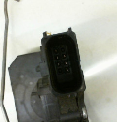 Serrure avant droit OPEL CORSA D Photo n°3