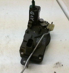 Serrure avant droit OPEL ZAFIRA B