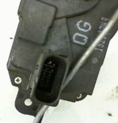 Serrure avant droit OPEL ZAFIRA B Photo n°3