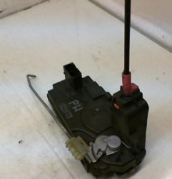 Serrure arriere droit OPEL ZAFIRA B Photo n°5