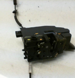 Serrure avant droit PEUGEOT 308 2 SW Photo n°1