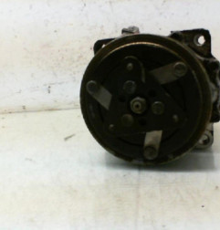 Compresseur clim PEUGEOT 607 Photo n°6