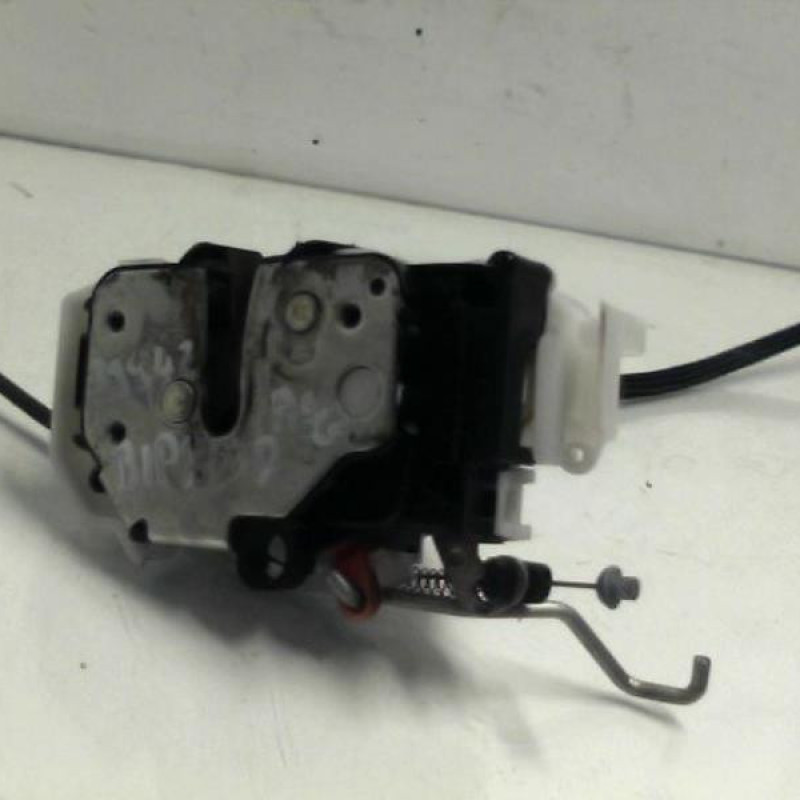 Serrure avant gauche PEUGEOT BIPPER