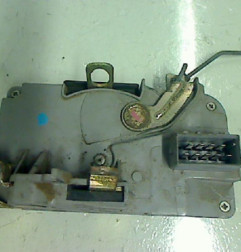 Serrure avant droit PEUGEOT 306