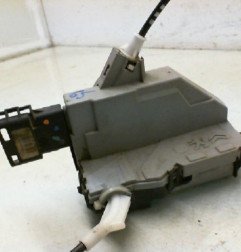 Serrure arriere gauche PEUGEOT 308 1