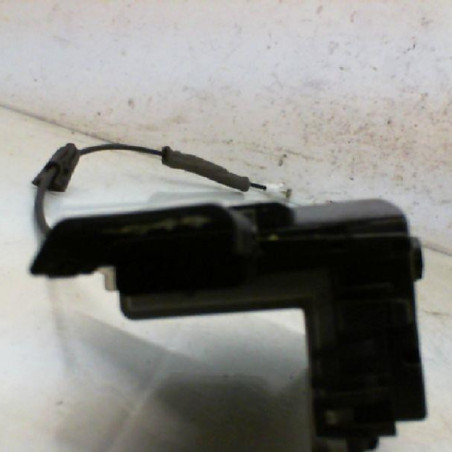 Serrure arriere droit PEUGEOT 308 1 SW