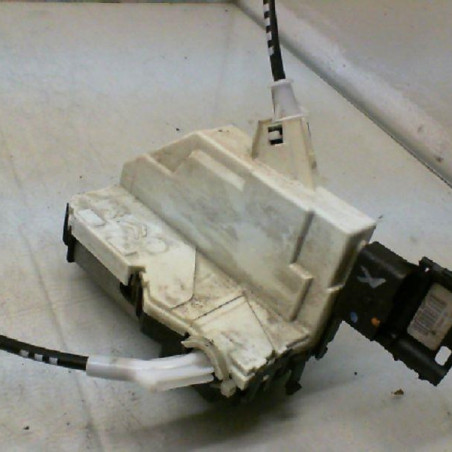 Serrure avant droit PEUGEOT 308 1 Photo n°1