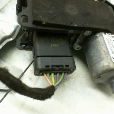 Leve vitre electrique avant gauche PEUGEOT 308 1