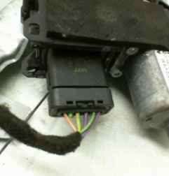 Leve vitre electrique avant gauche PEUGEOT 308 1 Photo n°6