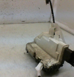 Serrure avant droit PEUGEOT 308 1 SW