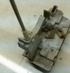 Serrure arriere gauche PEUGEOT 307