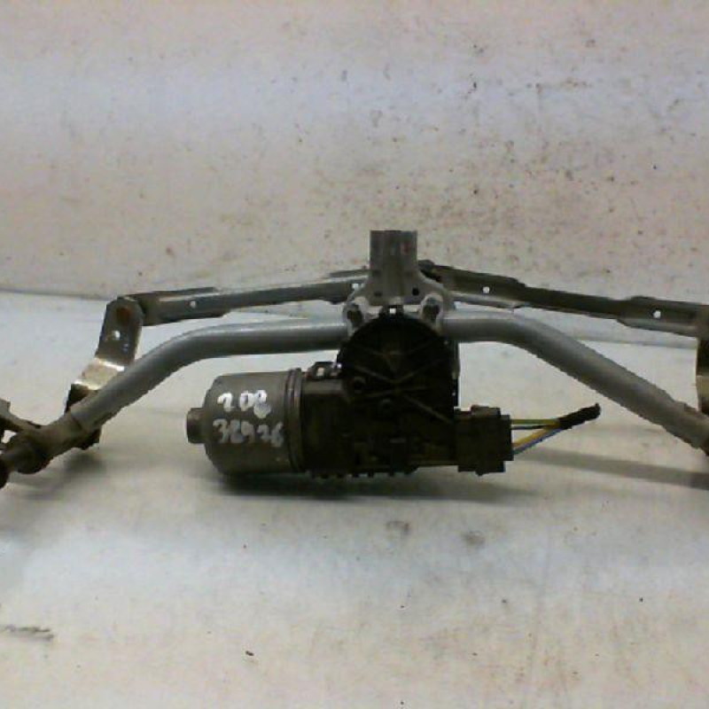 Moteur essuie glace avant PEUGEOT 208 1