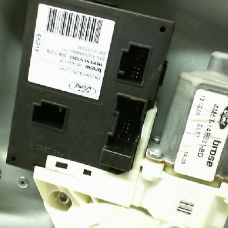 Leve vitre electrique avant gauche FORD FOCUS 2
