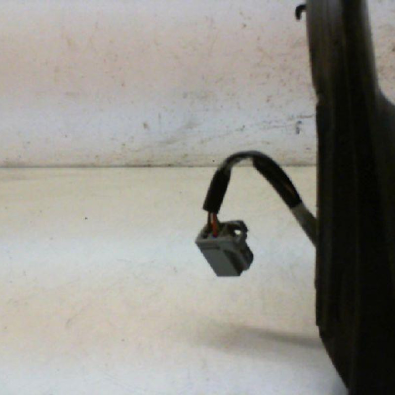 Retroviseur gauche FORD FOCUS 2