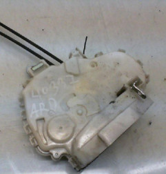 Serrure arriere droit HONDA CIVIC 8 Photo n°1