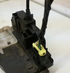 Serrure avant droit KIA CEE-D 1 SPORT WAGON Photo n°6