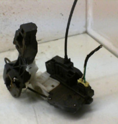 Serrure arriere droit KIA CEE-D 1 SPORT WAGON