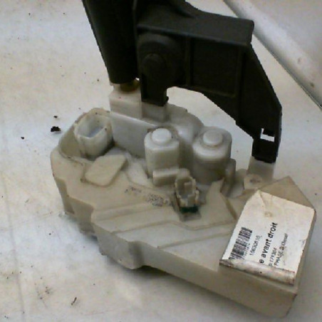 Serrure avant droit LANCIA YPSILON 4