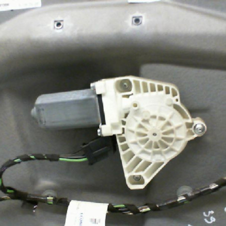 Leve vitre electrique avant gauche MERCEDES CLASSE B 245