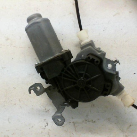 Leve vitre electrique arriere droit NISSAN QASHQAI 1