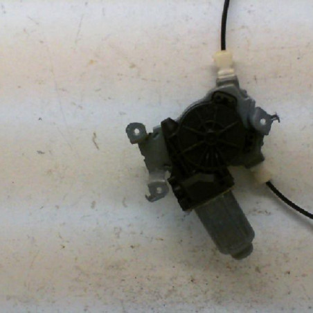 Leve vitre electrique arriere gauche NISSAN QASHQAI 1