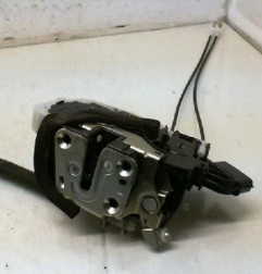 Serrure arriere gauche NISSAN MICRA 4 Photo n°1