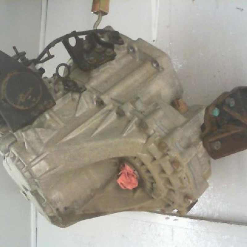 Boite de vitesses KIA CARNIVAL 2