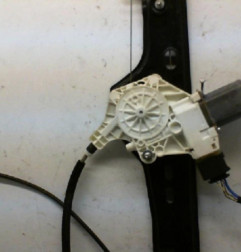 Leve vitre electrique avant droit BMW SERIE 3 E90 Photo n°5